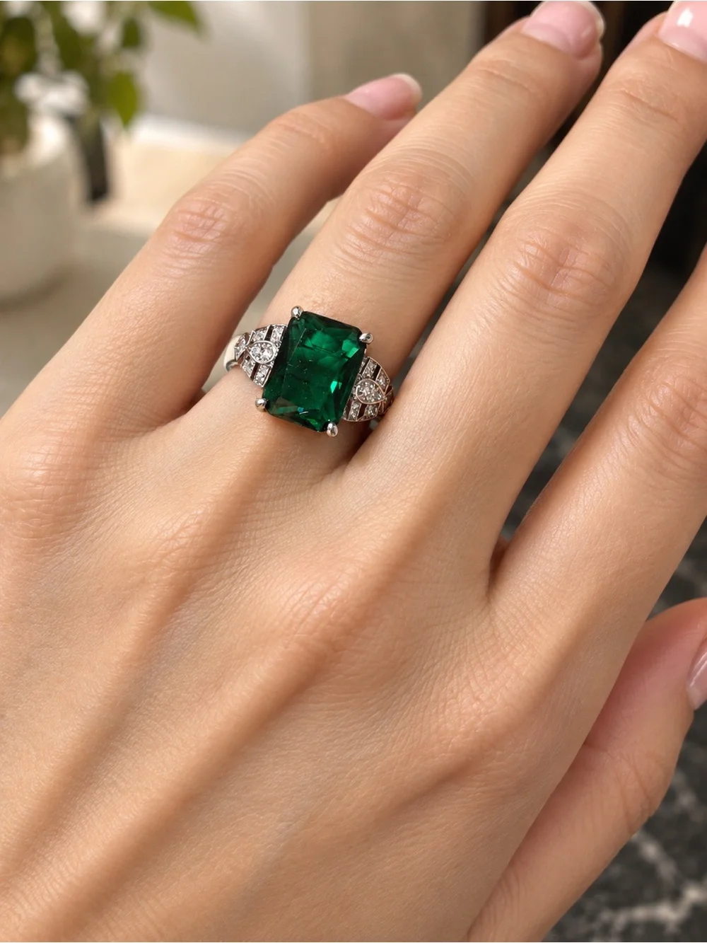 Emerald Green Statement Ring - Size 6.5